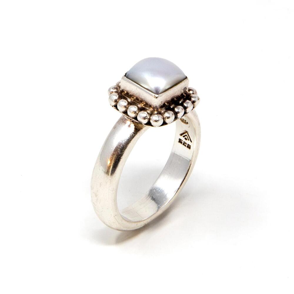 Retired Silpada Sterling BUTTON FRAME Freshwater Pearl Ring R1617 Size 5 Signed